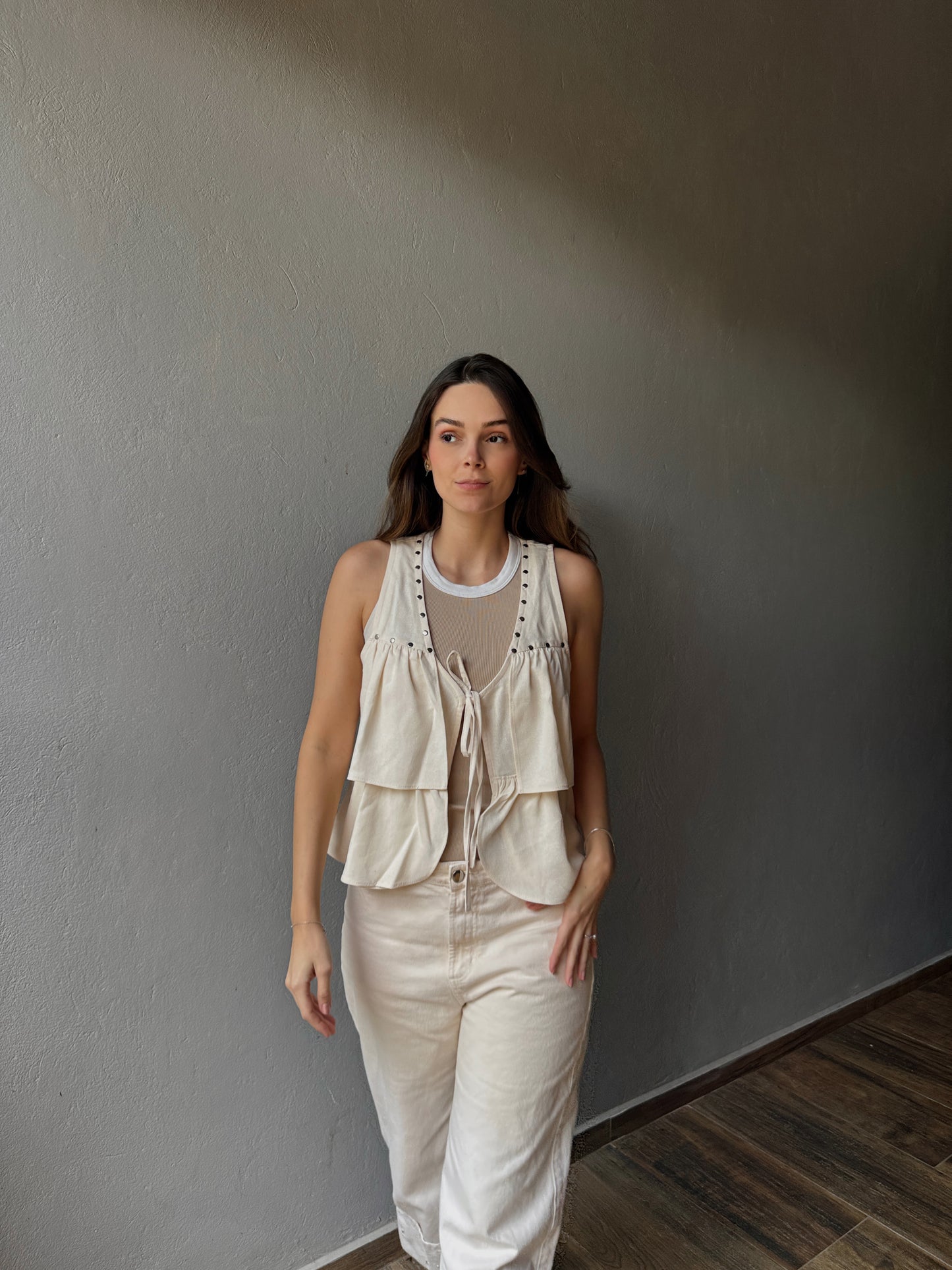 Linen Rivet Vest- Ivory