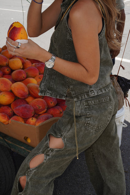 Cutout Jeans
