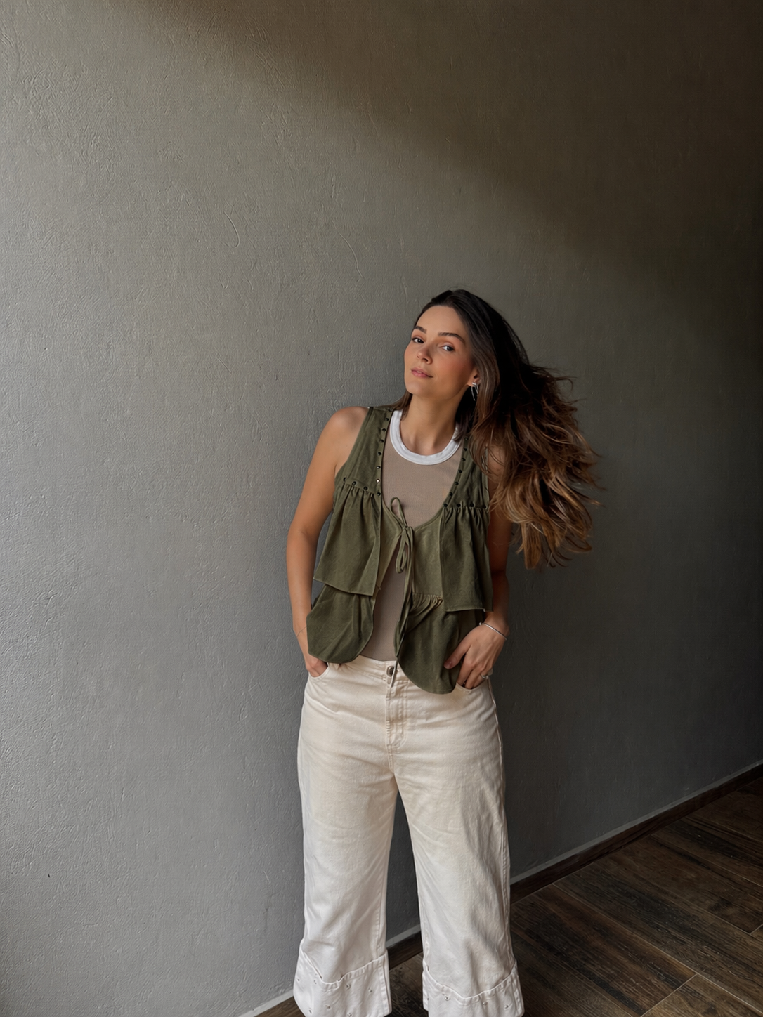 Linen Rivet Vest- Army Green